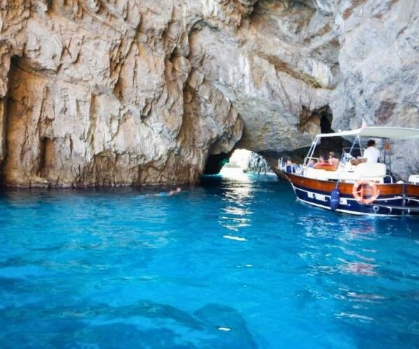 Italy’s Golden Triangle: Rome • Amalfi • Capri