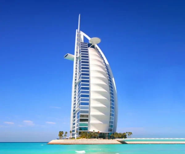 Deserts, Skylines & Luxury – UAE Tour Package