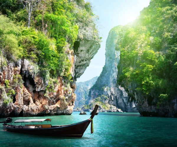 Tropical Relaxation & City Shopping – Thailand Combo